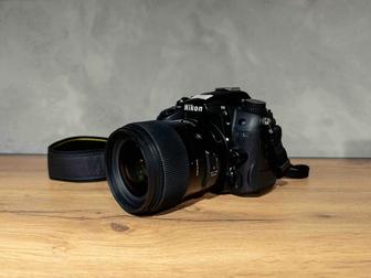 Nikon D7000 Sigma 35 mm f/1.4 фотоаппарат Костанай Зеркальная камера