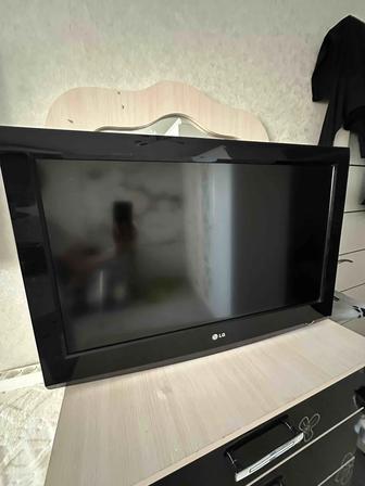 Продажа LG 32LG2100