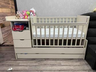 Продам манежку с матрасом