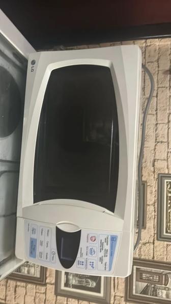 Продам микроволновую печь