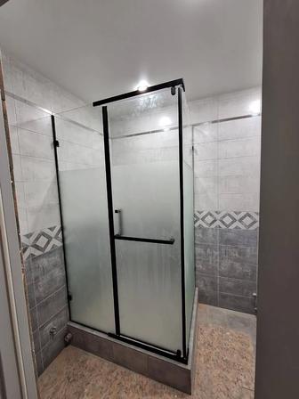 Стеклянные межкомнатные и душевые перегородки