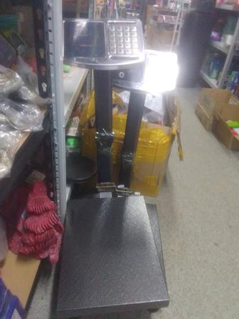 Продам весы напольные