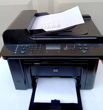 Продам принтер HP laserjet 1536