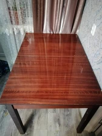 Стол раздвижной в зал