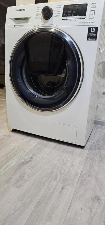 Продам стиральную машинку