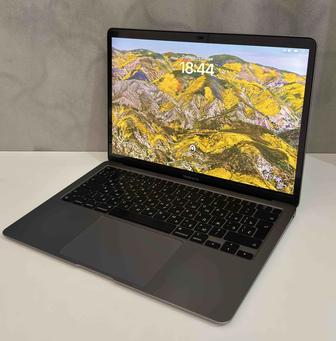 MacBook Air(2021, M1, 256Gb)