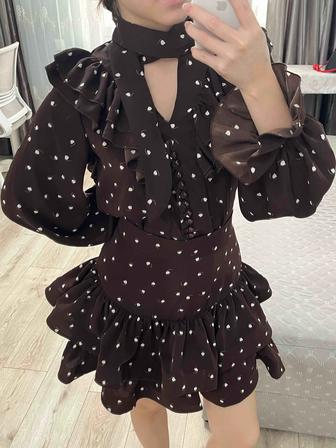 Женская двойка с юбкой