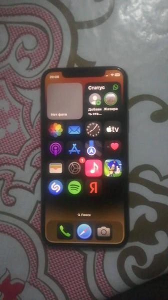 Продам айфон 11 про