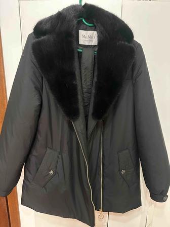 Продам зимнюю куртку MaxMara