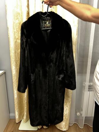 Продам новую норковую шубу 48 размера