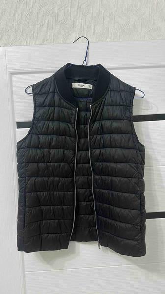 Жилетка Mango