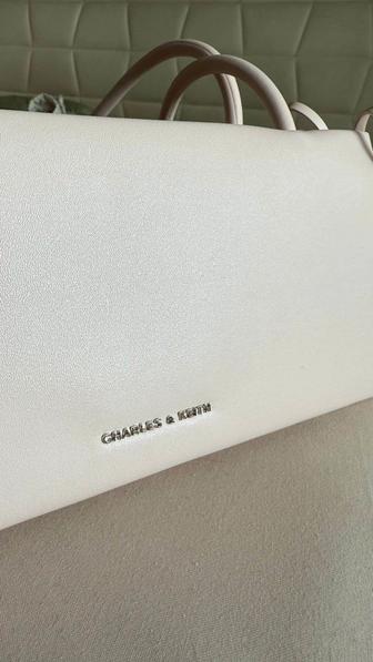 Сумка Charles Keith
