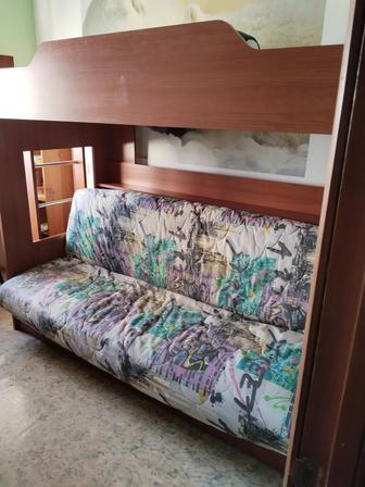 Отдадим бесплатно двухъярусную кровать