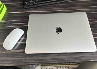 Macbook air 13, 2020, m1