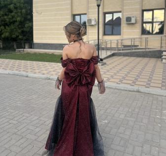Платье