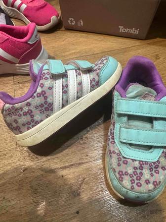 Продам детские адидас оригинал