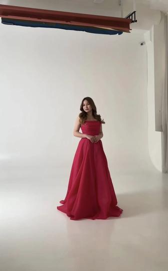 продается платье