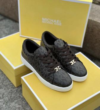 Кроссовки Michael Kors (б/у)