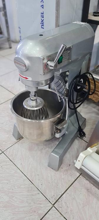 Миксер планетарный