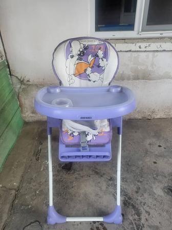 Детский стульчик для кормления