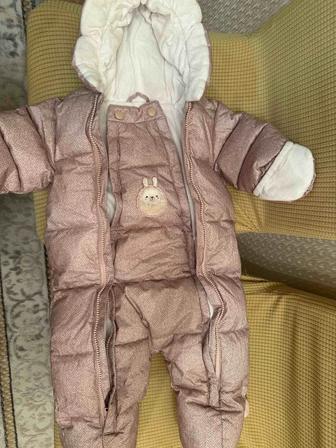 Продам куртку девочке 80 см
