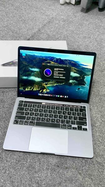 Продам Apple MacBook Pro 13 M2 2023 13.3 / 8 Гб / SSD 512 Г с гарантией