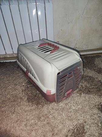 Переноска для кошек и собак