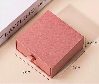 Футляр для украшения