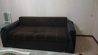 Диван . Отдам даром