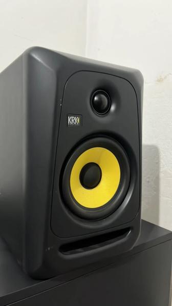 KRK systems classic 5