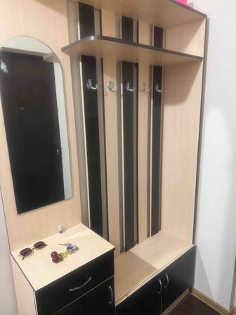 Мебель прихожая и шкаф бу дешево