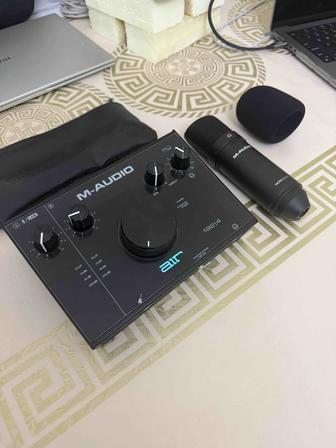 Продам звукову карту m-audio air 1944 и студийный микрофон nova black