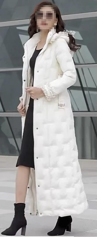 Женское пуховое пальто