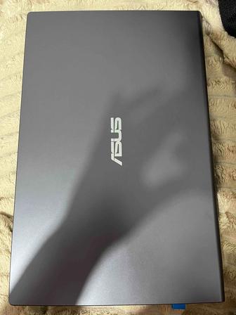 Ноутбук asus