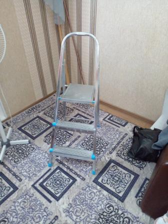 Продам стремянка 65 см