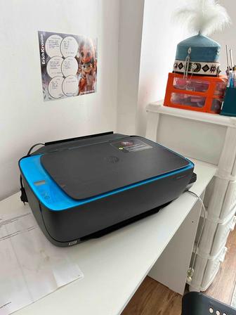 Продам цветной принтер-сканер hp tank