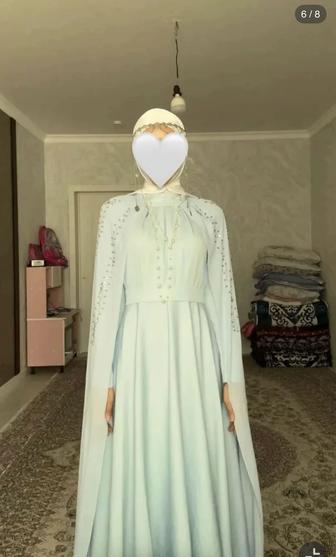 Вечерние платья