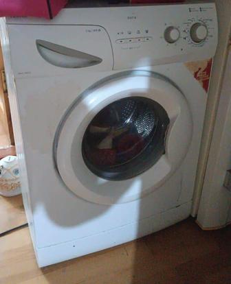 Продам б/у стиральную машину