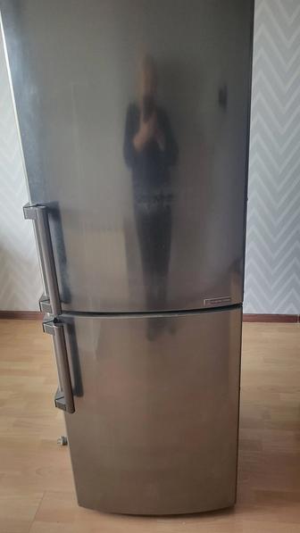 Холодильник LG