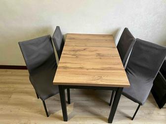 Стол со стульями