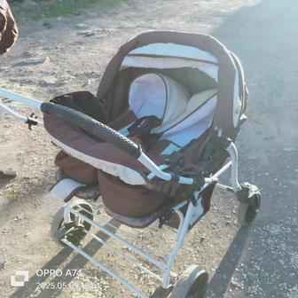 Продам б/у коляску для двойняшек