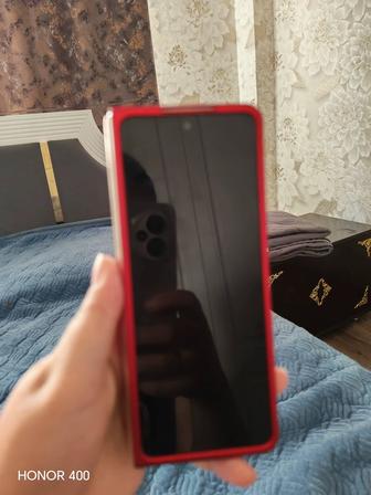 Samsung Z Fold 4. На запчасти