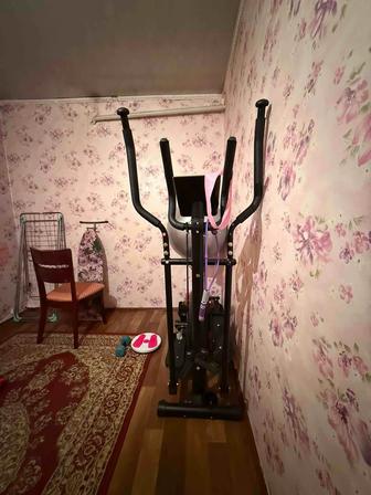 Отличный Эллиптический Тренажер (Орбитрек) для Дома