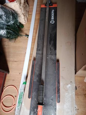 Продам плиткорез механический Вихрь