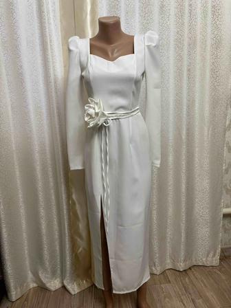 Платья женские