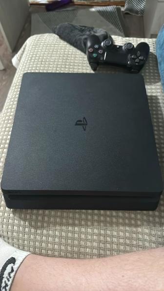 Продам или обменяю PlayStation 4 slim