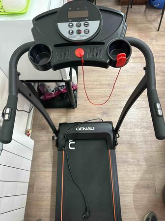 Продам беговую дорожку