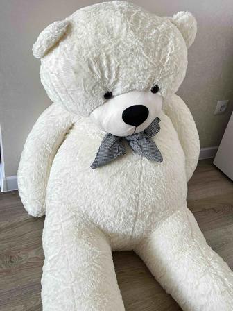 Плюшевая мишка белая