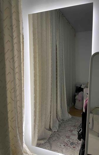 Большое зеркало размером 200 на 90 с подсветкой