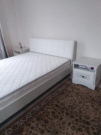 Продам спальный гарнитур